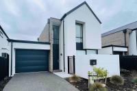 Family House Airport Heaven - B&B Christchurch