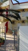 COSY NEW APARTMENT- 5' to the beach, 15' to center - B&B Chania
