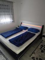 Apartman Ella - B&B