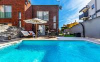 Istriensonne 0763 - Villa Sky mit Pool - B&B Ližnjan