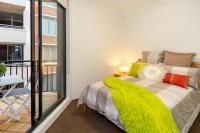 Thriving city location, dining hub near CBD - B&B