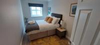 Tastefully Refurbed 2bed - 3 mins to Trinity & Docks - B&B