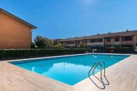 Blue, Relax con piscina e garage - B&B Sirmione