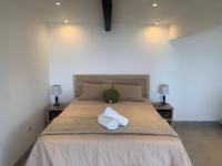 Studio-Apartment mit Balkon