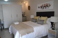 14 Woodmead Suites - B&B