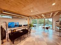 道後温泉本館まで車2分広々124m2貸切別荘大人数宿泊向 - B&B