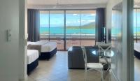 Ocean View 33A Studio Pool Ocean View WIFI - B&B
