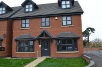 Fort House 6 Large Private Bedrooms with 7 beds, close to NEC, JLR, City Centre - B&B