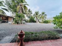 นิวเวฟภูเก็ต - B&B