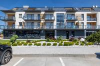 Klimatyzowany Apartament w Sarbinowie z Siłownią i Parkingiem by Noclegi Renters - B&B