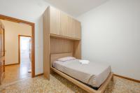 Tatiana Flat - 10 minutes to Venice - Mestre Train Station - Free Parking - Chambres d'hôtes Mestre