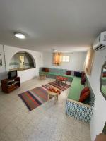 Lovely garden-level near Beach - B&B Mahdia