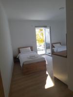 Apartment mit Aussicht und Balkon