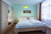 Grüner Salon - Komfortable Ferienwohnung für zwei Personen im Herzen von Waren Müritz - Bed and Breakfast
