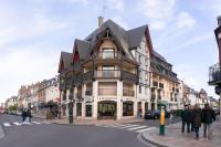 Central appartement with terrace and free parking - Chambres d’hôtes