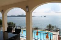 Appartement 2 Chambres avec Terrasse et Vue sur la Mer