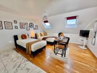 Ideal Studio Loft 30min to Central London - B&B