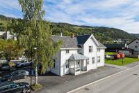 2-roms leilighet midt i sentrum! - Bed and Breakfast