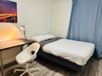 Cozy 1 Bedroom Condo with Parking - B&B Calgary