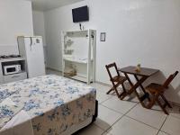 Kitnet 1 mobiliada no centro de Torres a 600m da Praia Grande - B&B Torres