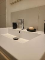 Nord de Paris pantin f2 terrasse - B&B Pantin