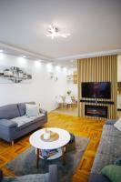 Queen Deluxe - Bed and Breakfast Sombor