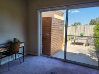 Spacious 2 Storey Family Home - Bed and Breakfast Shepparton