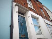 Victorian 4 bedroom House Near City Centre - B&B