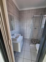 Deluxe Double or Twin Room with Mountain View
