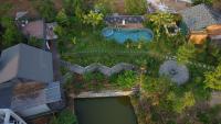 Anna Little Garden - Fish House - Bed and Breakfast Sóc Sơn