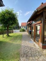 Familiennest und Romantikblick, 120qm FeWo, 3 Schlafplätze, eigener Parkplatz - Ferienwohnung Hayn