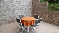 VILLA Charly, Spacieux appartement proche Deshaies - B&B Sainte-Rose
