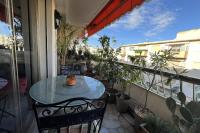 Bright 31m2 flowered terrace near Croisette - Bed and Breakfast Cannes