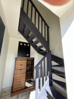 L'Escapade - PARIS 20 min - DISNEY 25 min - GARE 3 min à pied - PARKING - Confortable & Moderne - Free WIFI - Ferienwohnung