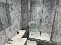 Modern Long Eaton Flat - Ideal for Work or Leisure - Chambres d’hôtes Long Eaton