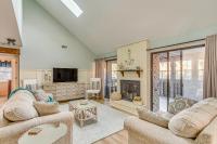 Cozy North Myrtle Beach Home half Mi to Ocean! - B&B
