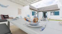 Blue Crane Cottage at Langezandt - B&B Struisbaai