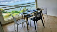 Appartamento con 2 Camere da Letto - Fronte Oceano