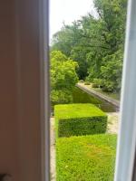 La Maison dans le jardin du Manoir de Bouron - B&B Magny-les-Hameaux