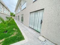 Casas Duplex todas com 3 suiítes ambas com ar condicionado, varanda, internet e churrasqueira privativa no Residencial Jardins de Taperpuã 2 codomínio a poucos metros da Praia de Taperapuã, com piscina e área gourmet. - B&B Porto Seguro