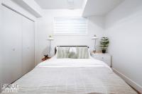 Brand New Pond Paradise - Firetable - King Bed - AC - BBQ - B&B Edmonton