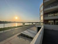 Apartament No 403 Lebada Lake Residence - B&B