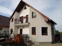 Agropensiunea Bella - Bed and Breakfast Tomnatic