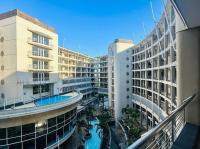 Spacious Seaview 1 Bedroom Apt - B&B