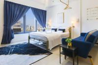 Navy Studio at Tropicana 218 at Central Location & Food Hunt Friendly - B&B George Town