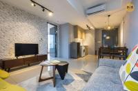 Seaview Sunrise 1BR at Tropicana 218 at Central Location & Food Hunt Friendly - Chambres d'hôtes George Town