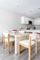 DTWN Yale Wooster Square Laundry - B&B New Haven