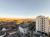 Warmy & Modern 2 Room Apartment, AB Homes - Central, Close to Palas & Iulius Mall - Elevator - Factura - B&B