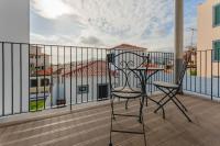 One-Bedroom Apartment with Balcony