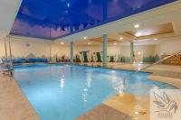 2 BDR apt with heated pool & jacuzzi - Chambres d'hôtes Benalmádena